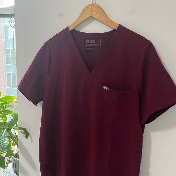 FIGS Maroon Red Short Sleeve Scrub Top Size XL - Picture 3 of 4